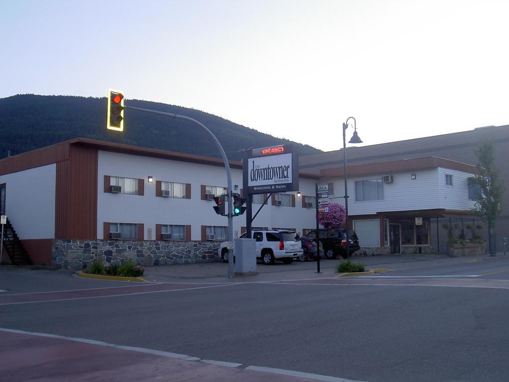 Downtowner Motor Inn Creston Eksteriør billede