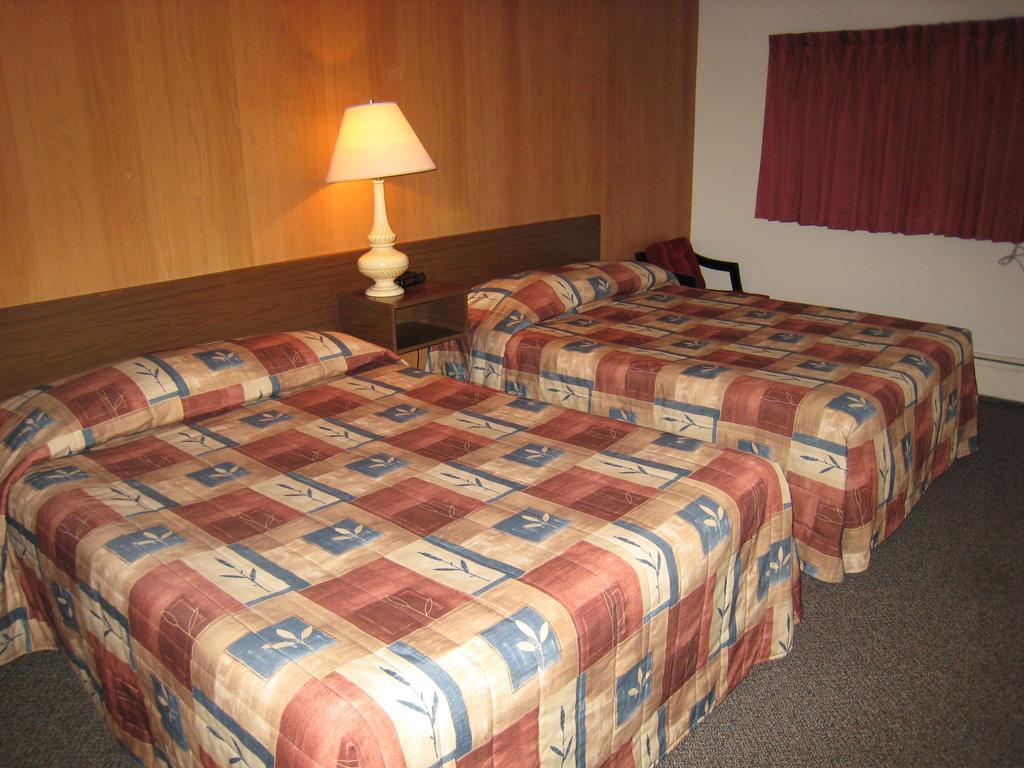 Downtowner Motor Inn Creston Værelse billede