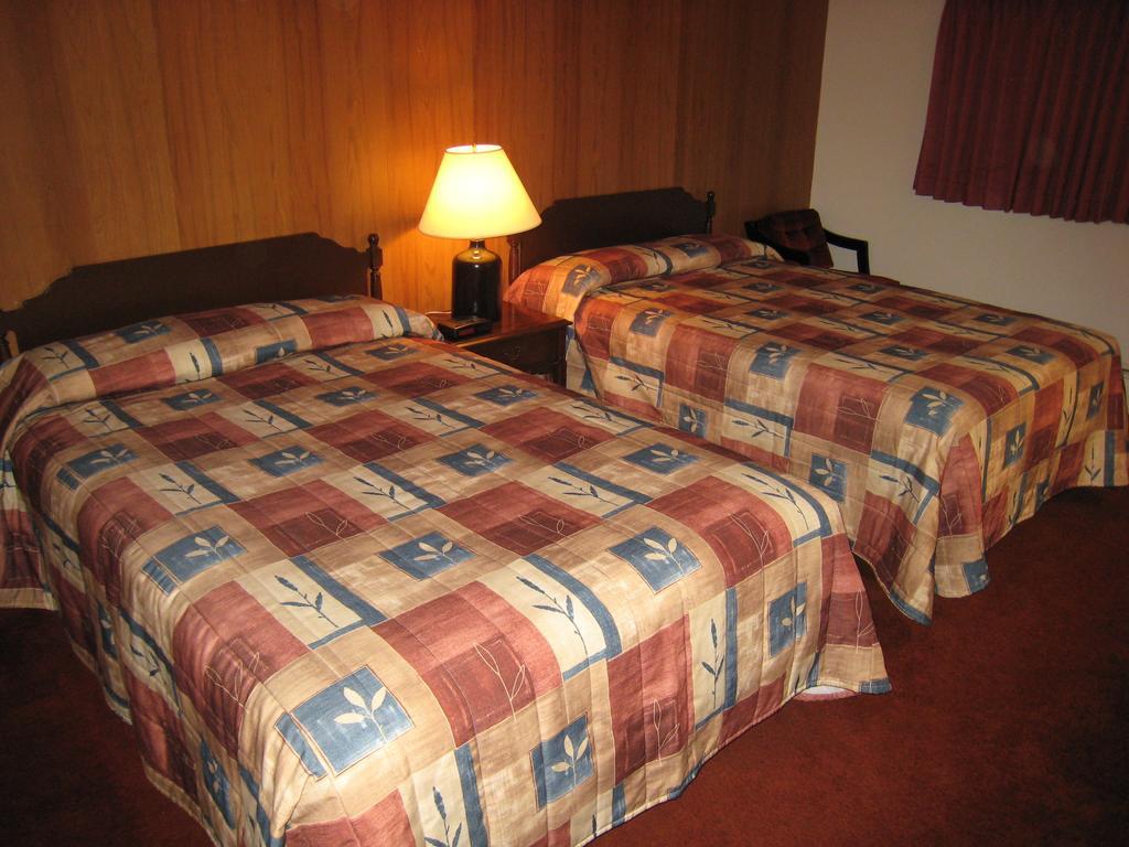 Downtowner Motor Inn Creston Værelse billede