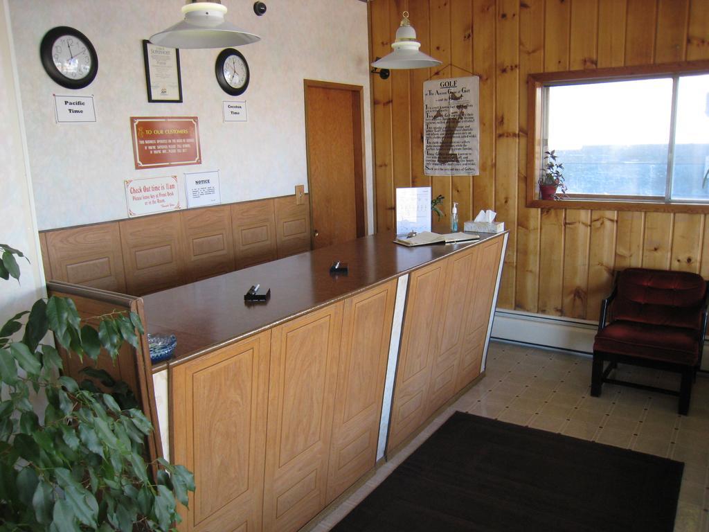 Downtowner Motor Inn Creston Eksteriør billede